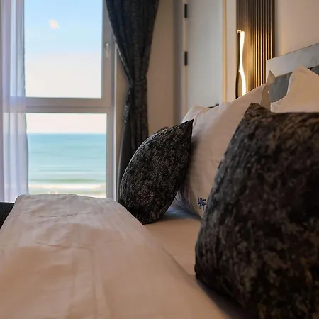 Alma In Infinity - Parking * Mamaia