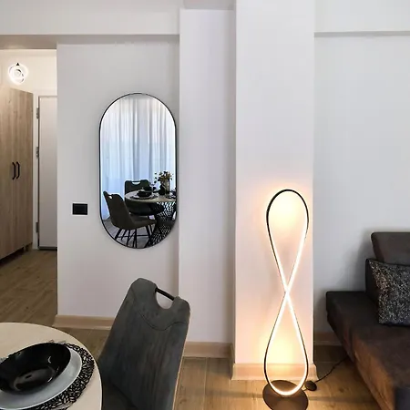 Alma In Infinity - Parking 마마이아