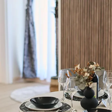 Alma In Infinity - Parking 아파트 *