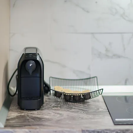 Alma In Infinity - Parking 아파트 *